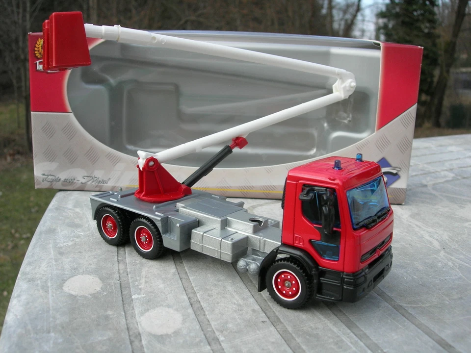 SOLIDO METAL POMPIER CAMION RENAULT PREMIUM 1996 6X4 Bras Hydrolique Nacelle - Photo 1/1