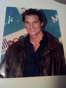 Matthew McConaughey SIGNED 8x10 2001 Billboard Music Awards See Description - Picture 1 of 5