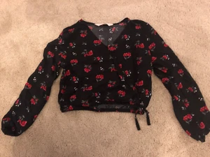 black and red floral wrapover style top H&M Age 9-10 - Picture 1 of 8