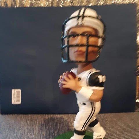 NEW NFL New York Jets Chad Pennington SGA Bobblehead Cover