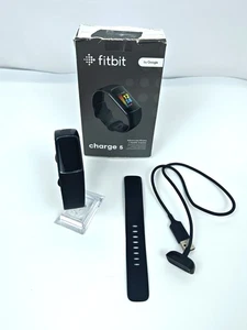 Fitbit Charge 5 Fitness Tracker Black – Boxed with Charger & Extra Band - Picture 1 of 10