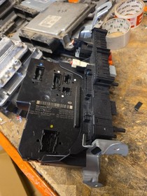 MERCEDES E CLASS W212 E220 CDI 2009-2012 REAR SAM FUSE BOX 5DK009620-49 #481