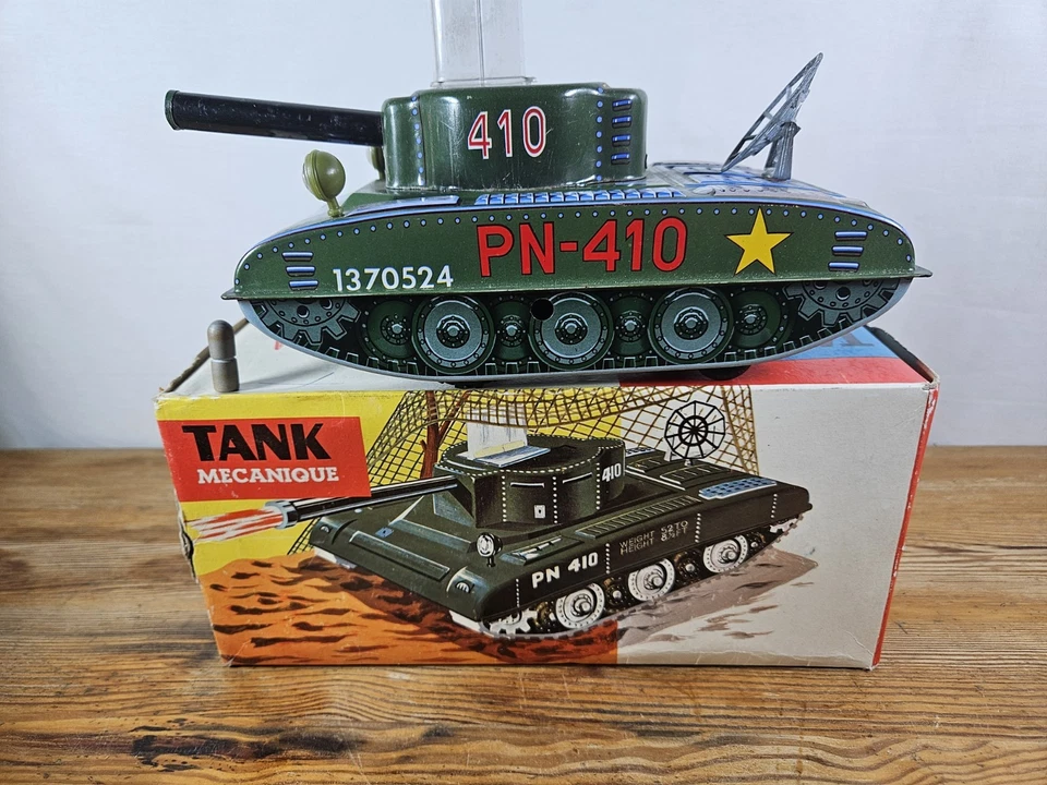 FRANCE-JOUET FJ TIN TANK EVK/PN-410 WITH BOX NO KEY UNTESTED ONE BULLET - Image 1 of 4