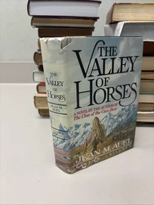 The Valley Of Horses (Hardcover Book) By Jean M. Auel (1982) First Edition VGC - Bild 1 von 4