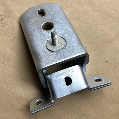 BISAGRA PUERTA SUPERIOR CONDUCTOR O PASAJERO DELANTERO FORD RANGER 04-11 MERCURY LINCOLN Foto 1 de 4