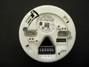 C-Tec BF431A/CX/W Discovery XP95 Addressable Base Sounder - £21 inc vat - Picture 1 of 6