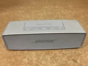 Bose Soundlink mini Bluetooth Speaker - Picture 1 of 11