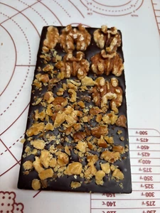 Belgium 70% Dark Chocolate Bar with Walnuts 100g - Picture 1 of 6