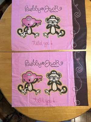 Funda de almohada Bobby Jack Don’t Burst My Bubble tamaño estándar rosa (juego de 2) Foto 1 de 4