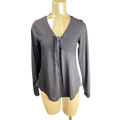 miss me women small black lace up long sleeve v neck paisley Dd558 — 第 1/4 张图片