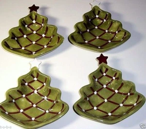 4 platos de postre aperitivo árbol de vacaciones de Navidad saludos de temporada de granero de cerámica - Imagen 1 de 6