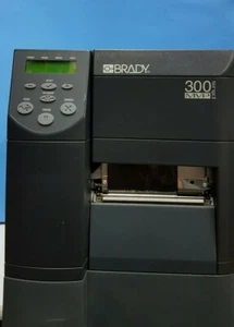 Thermal Barcode Label Printers, 300-MVP, BRADY, Z4M10-3001-0000,W/Ribbon & Lable - Afbeelding 1 van 4