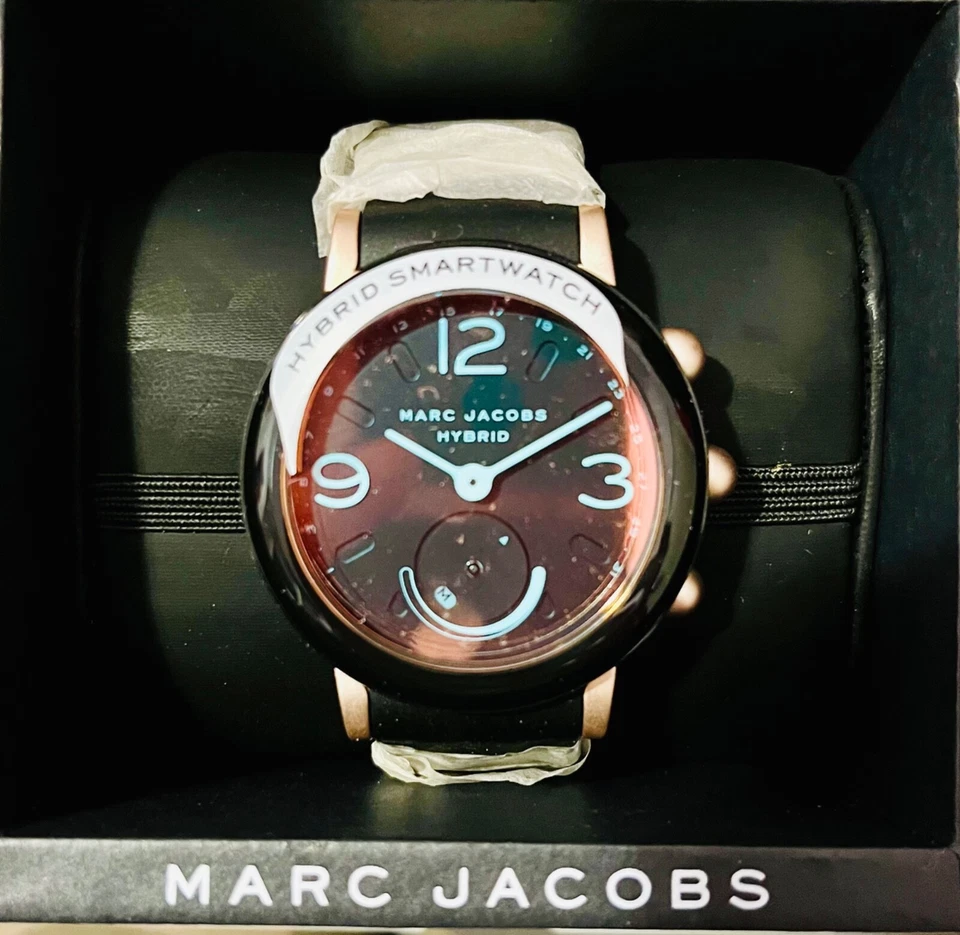 Reloj híbrido Marc Jacobs nuevo con etiquetas. Foto 1 de 4