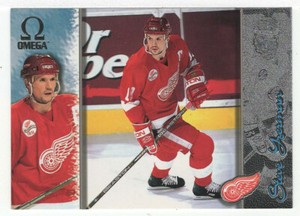 Steve Yzerman - Detroit Red Wings (Hockey Card) 1997-98 Pacific Omega # 88 MT