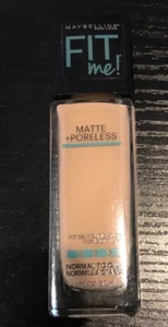 Maybelline Fit Me! Matte + Poreless Foundation Normal To Oily Skin 124 Soft Sand - Picture 1 of 2