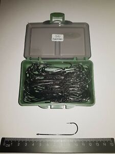 100 Sea Fishing Hooks in an NGT Tackle Box.Various Size/Type Options + Free Gift