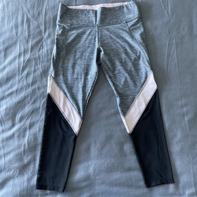 Victoria’s Secret PINK Ultimate Leggings Womens Size Medium Capri Mesh Gray - Image 1 of 4