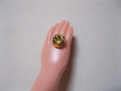 PRINCESS Doll Mattel 1990s CHRISTMAS CUT GOLD RING JEWELRY, FITS BARBIES HAND - Image 1 of 2