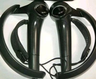 Valve Index VR Model 1007 Controllers ( 1 Controller Button Broken) No Cable - Image 1 of 4