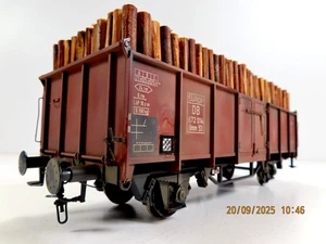(1BL042) MÄRKLIN Spur 1 Güterwagen Omm 53 mit Holzladung der DB, patiniert ... - Picture 1 of 12