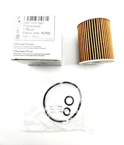 Original Volkswagen 03P115562 Ölfilter VW Polo, SEAT Ibiza, SKODA Fabia - 1.2TDi - Picture 1 of 4
