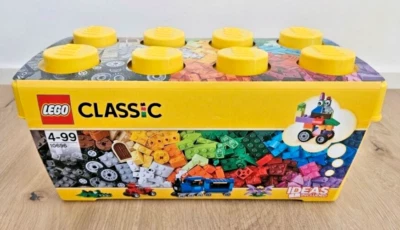LEGO Classic Medium Creative Brick Box 10696 Toy Building Kit 484 pcs - Image 1 of 4