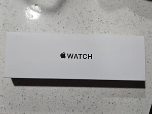 Apple Watch SE (2nd Generation) 40mm Aluminum Case with Sport Band - Starlight, - Picture 1 of 1