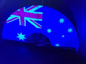 Aussie 14" bamboo clack fan for parties circuit - Picture 1 of 3