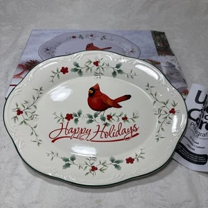 NEW/NIB Pfaltzgraff WINTERBERRY 10+” Cardinal Platter #5181431 ~ 2017 Red Bird - Picture 1 of 12