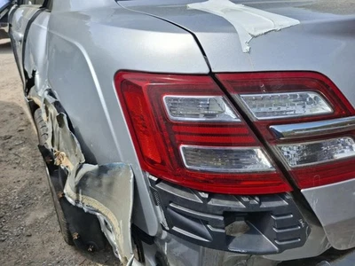 Used Left Tail Light Assembly fits: 2014 Ford Taurus w/o police package quarter - Image 1 of 4