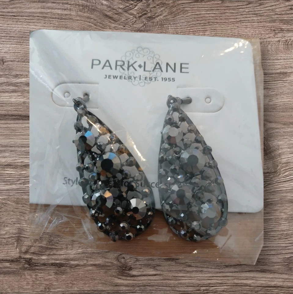 park lane 耳环 全新 Hematite 泪珠 带深灰色水晶 2 英寸长 — 第 1/3 张图片