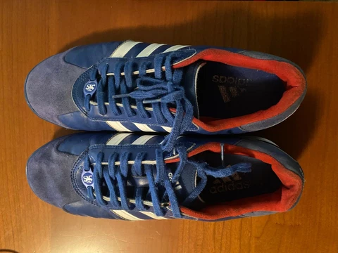 RARE ADIDAS SIZE 9.5 CHELSEA FOOTBALL CLUB BLUE SOCCER SHOES Cover