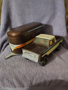 Vintage Ertl International Harvester Scout Pickup Truck & Horse Trailer - Picture 1 of 24