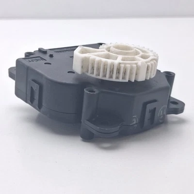 Motor de apertura de escotilla de aire acondicionado Lexus ES350 2007- FABRICANTE DE EQUIPOS ORIGINALES 0638000172 usado Foto 1 de 4