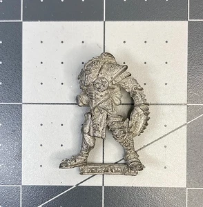 Realm of Chaos Warhammer CHAMPION SLAANESH Warrior metal GW 1988 oldhammer AC25 - Picture 1 of 2