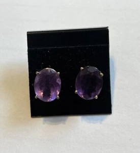 Vintage Beautiful Deep Purple 10K Gold Amethyst Stud Earrings - Picture 1 of 4