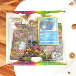 Pokemon TCG: Spada e Scudo - Blister a tre potenziamenti tensione vivida (175-80753) - Foto 1 di 3