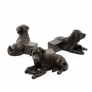Jardinopia Potty Feet - Antique Bronze Resting Labrador (Set Of 3) - Picture 1 of 6