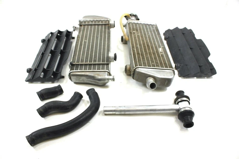 Радиаторы 2009 KTM 450 XCF с кожухами (OEM)  - Изображение 1 из 4