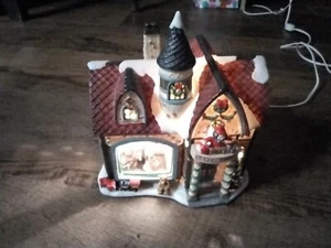 Porcelain Hand Painted Light House Toy Shop By Norman Rockwell - Picture 1 of 11