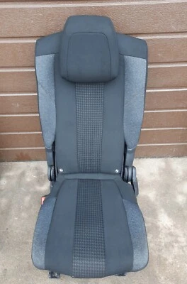 OEM PEUGEOT 5008 GT P87 2020 TRASERO 2 FILAS ASIENTO IZQUIERDO 9809731880, 9810007980 Foto 1 de 3