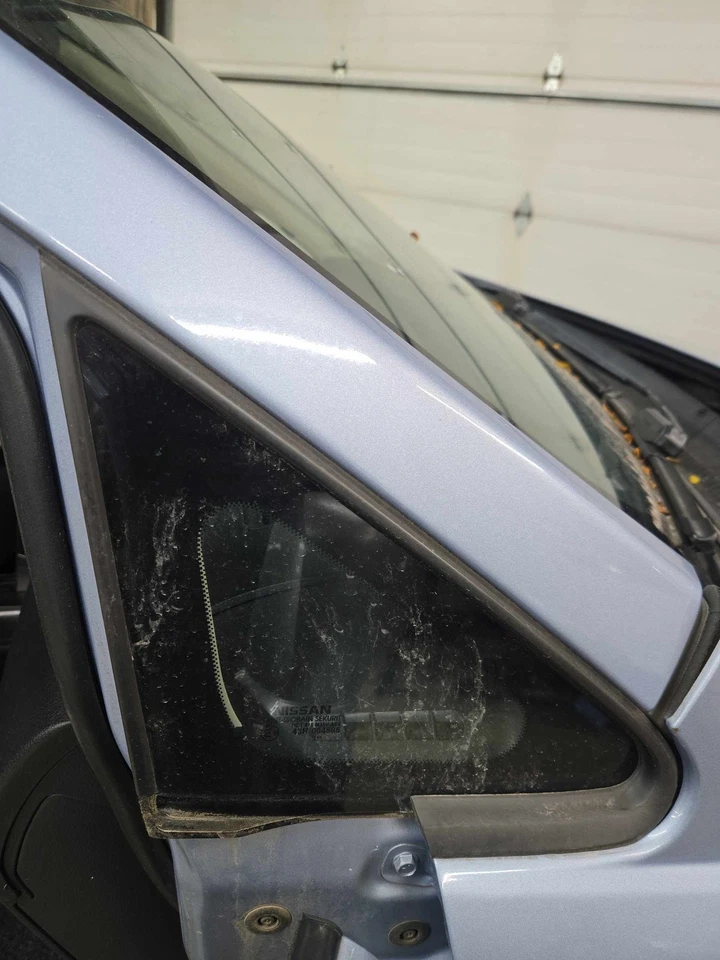 Used Right Windshield fits: 2012 Nissan Versa pillar Htbk Right Grade A - Image 1 of 4