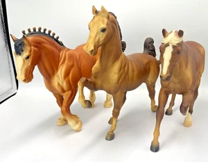 Breyer 1291 Picture Perfect * 80 Bay Clydesdale Hengst * Commander Five Gaiter - Bild 1 von 15