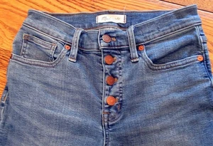 Madewell Größe 26 Damen 9" Mid Rise Skinny Crop blau Jeans Knopfleiste Nieten - Bild 1 von 6