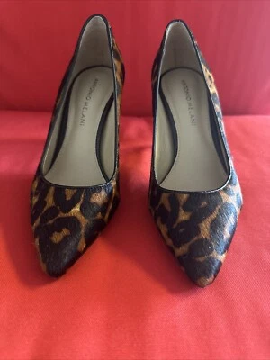 Zapatos de salón Antonio Melani con estampado animal de leopardo pelo becerro gatito tacón talla 6,5 Foto 1 de 4