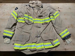 Lion 2017 Structural Fire Fighting Jacket Turnout Gear 46 x 38L Model CRTM - Picture 1 of 17