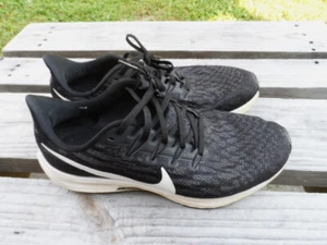 Nike Zoom Pegasus 36 Damen Laufschuhe Größe 11 M schwarz grau & weiß - Bild 1 von 3