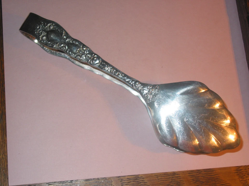 IMPERIAL CHRYSANTHEMUM ~ Salad Tongs ~ GORHAM ~ Art Nouveau ~ Silver Plate     - Image 1 of 1