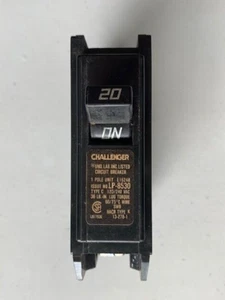 Challenger 20A AMP 1 Pole 120/240V AC Circuit Breaker - 3 Avail - Picture 1 of 4