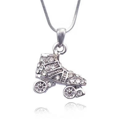 Collar Colgante Deportivo Patín Pequeño 3 Dimensiones Cristal Transparente Joyería Foto 1 de 3